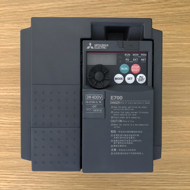 Mitsubishi frequency converter FR-E740 series