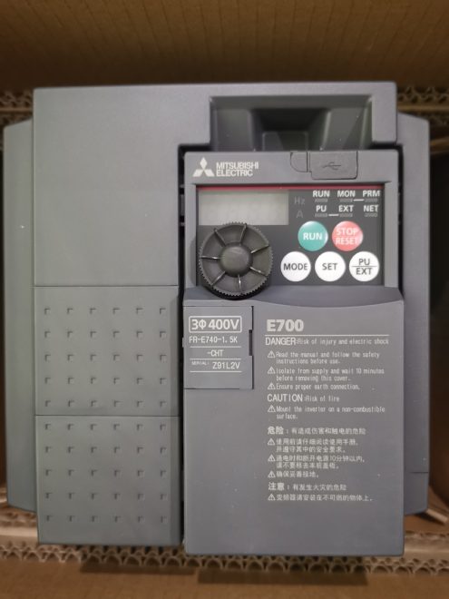 Mitsubishi frequency converter FR-E720 E720S series