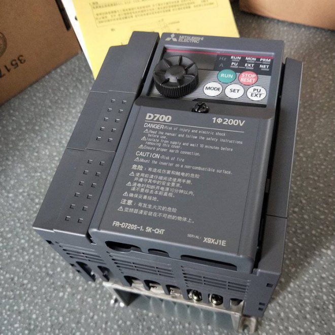 Mitsubishi frequency converter FR-E720 E720S series